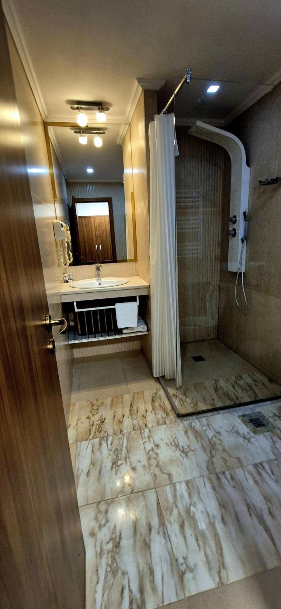 Hostel Orhideea Buzău Zewnętrze zdjęcie