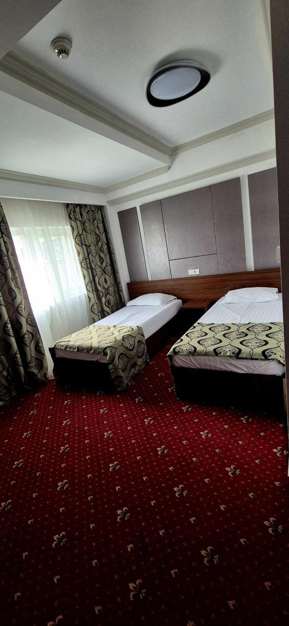 Hostel Orhideea Buzău Zewnętrze zdjęcie